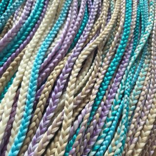 Mix DE copánků z kanekalonu Easy Braid v těchto barvách: 613, Lavender, Lavenders, Mint, Dmint 🤩