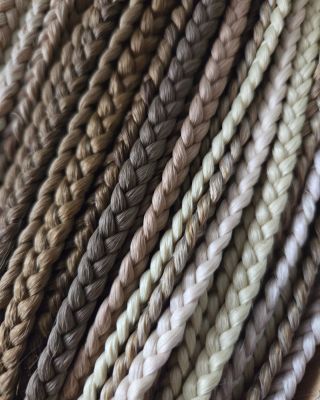 Mix copánků z kanekalonu Easy Braid 🤎